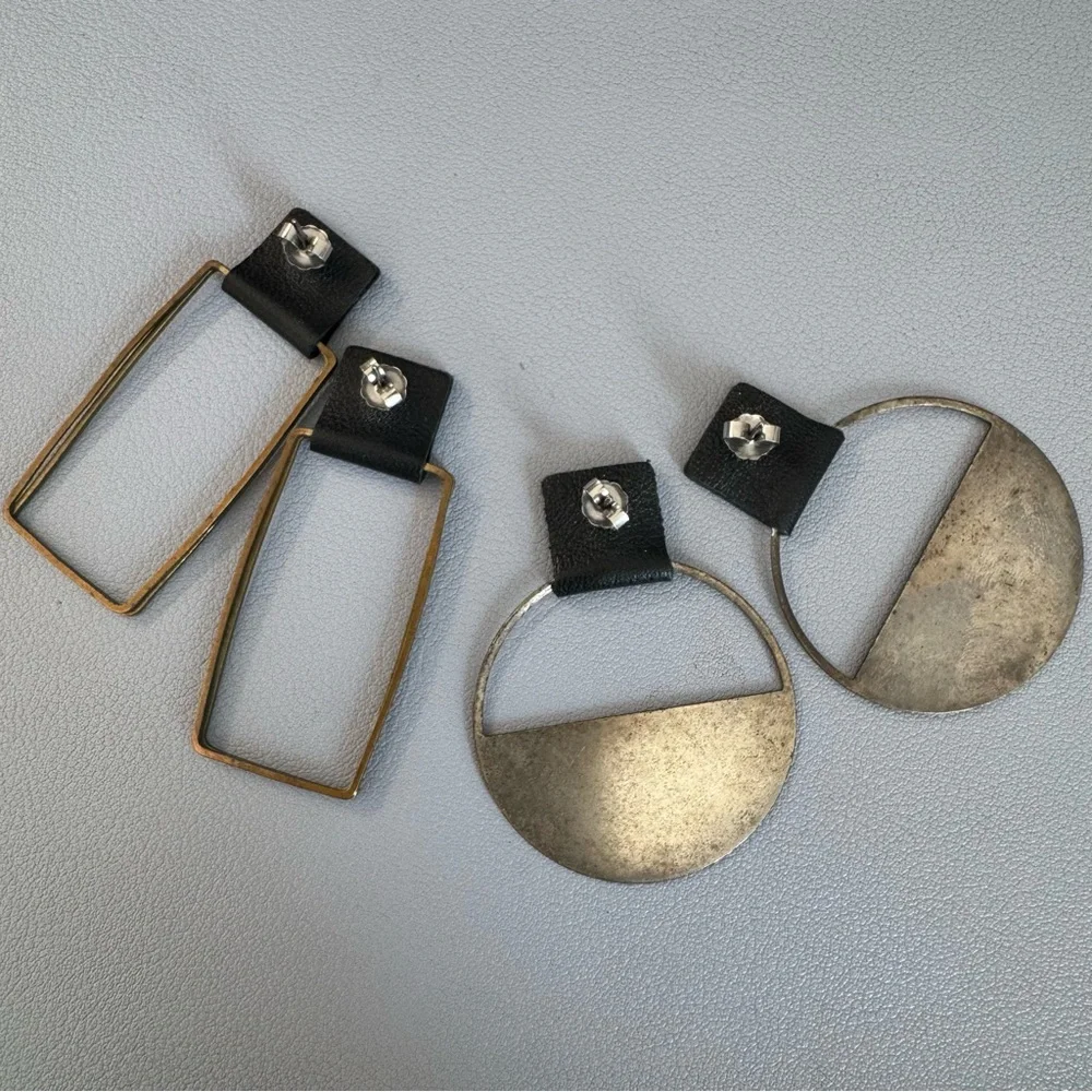 Geometric Black and Metallic Earrings Set